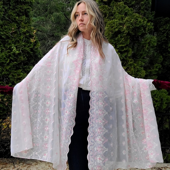 The Charlotte Evening Shawl Embroidered Lace Scarf Wrap Pink White Large Long - Picture 6 of 14